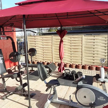 Проживание в семье Aqua House Admiral *