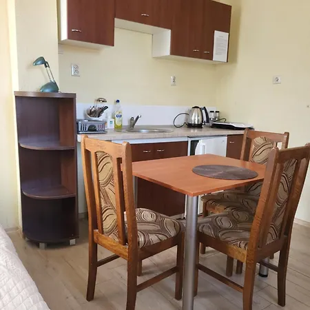 Aqua House Admiral Мельно